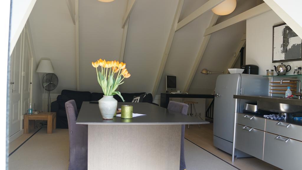 Room One-Twenty-One Naarden Luaran gambar